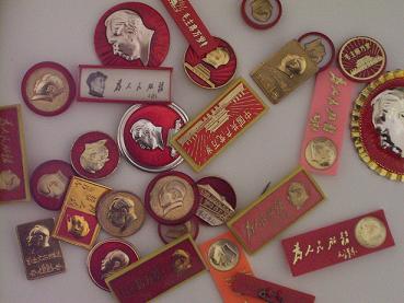 Mao Badges